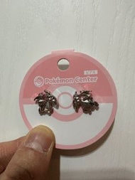 Pokémon Centre 噴火龍耳環