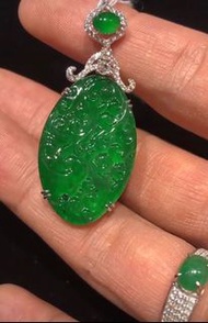 翡翠玉吊咀，老坑玻璃種，18k金鑲嵌鑽石，翡翠手鐲項鍊手鍊吊墜也有