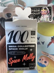 （可買可換）Popmart Mega Collection Space Molly 100% Keith Haring Figure 泡泡瑪特 太空 周年 系列 公仔 玩具 擺件 盲盒
