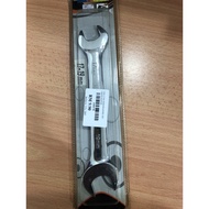 106578 17&19 mm spanner set