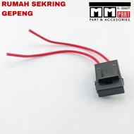 FLAT Fuse HOUSE - Ceramic Fuse House Plug Fuse Fuse Plug-in Fuse 2 Wires