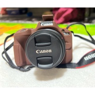 Camera Canon EOS R50