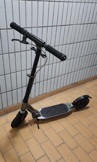 Decathlon 滑板車