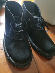Clarks 真皮鞋