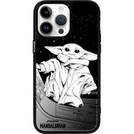 (多種型號可選)星際大戰:曼達洛人-Baby Yoda iPhone 15/14/13/12/11/Pro/Pro Max 鏡面保護殼 升級版-5452 手機殻