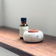 玩柅 香薰木水泥座 (圓) ( 送young living 5ml 精油) Diffuser