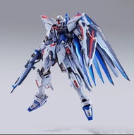 （徵收）Bandai metal build Freedom Snow