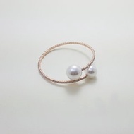 Unbalance cream white two pearl Czech Stone rose gold adjustable bangle