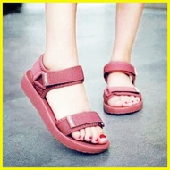 ∆ ♟ ▦ ♞,♘,♙Brazilian:KT inspired sandals