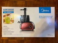 Midea slow &amp; Cold press juicer (as-new) 美的冷壓慢磨榨汁機