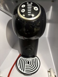 NESCAFÉ® Dolce Gusto® Genio S Plus 咖啡機 - 純黑