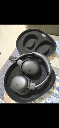 JBL Tour One M3 耳機