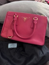 100%真 Prada 殺手包 （有單）