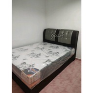 Harga Kilang Katil Kulit PVC Kelabu Queen / King Divan Katil 8 Inci Base Tambah Foam Tilam