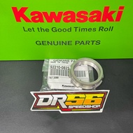 LOWER STEERING NUT ZX25R ZX-25R ZX-25RR ZX6R 636 Original 92210-0823