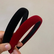 [Ready Stock] Fever Black Velvet Headband High-End High Skull Headband Round Face Slimmer Look Retro