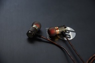 Knowledge Zenith หูฟัง แฟชั่น In-ear รุ่น ED1 Special (สีดำ)