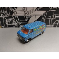 TOMICA 1977 CHEVROLET CHEVYVAN