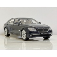 BMW 750Li (F02) Car Model Jingshang 1/18 Black Blue without Packaging/Brand New Car Model Brand New 
