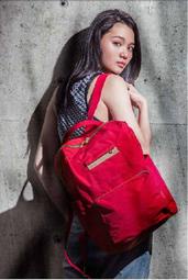 satana - 好動生活 極簡輕便摺疊後背包 - 中國紅 專櫃價3000 85折