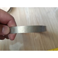 UNIVERSAL HOSE CLAMP STAINLESS 4" G-TECH 78-101MM