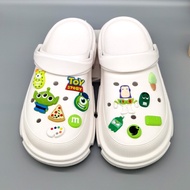 หมุดตกแต่งรองเท้า Crocc jibitz รองเท้าที่มีเสน่ห์ Buzz Lightyear DIY Shoe Decoration【ไม่รวมรองเท้า】
