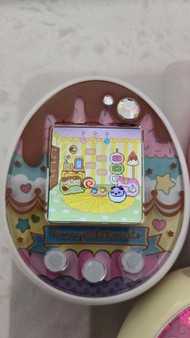 Tamagotchi Meets Sweets Meets Ver. White