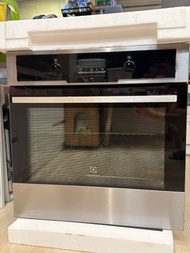 Electrolux 嵌入式電焗爐
