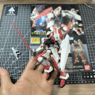 Bandai hg 1/144 Civilian Astray DSSD Custom already assembled