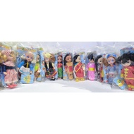 Toy Collectibles Slurpee 7-11 Set Of 2002 International Doll 11 Pieces