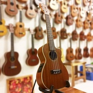 [101] Ohana Concert Size Ukulele With Pick Up CK-20CE Cut-away