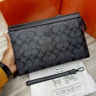 【In stock】Clutch bag Coach Signature Handbag Imported Unisex Handbag VELR