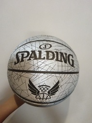Spalding 銀色籃球
