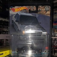 Hotwheels chase Mercedes-Benz 500e