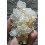Quartz crystal