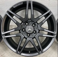 BENZ 賓士W447 AMG PLUS 亮黑19吋鋁圈一套