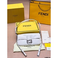 Fendi Baguette Baguette Baguette Baguette​​Shoulder Armpit Messenger Bag