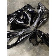 COVERSET EXCITER GP BLACK Y16