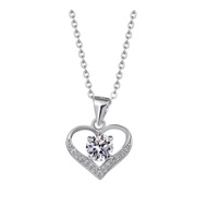 18K Gold Diamond Love Necklace Temperament White Gold Short Clavicle Necklace For Girlfriend