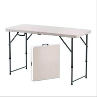 Plastic Folding Table 2x4'