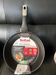 Tefal鈦金6X系列 法國製 24cm煎鍋
