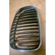 BMW 1 Series E87 Front Bumper Grille Right Side 51137179656