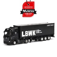 MINI GT 1/64 #215 MERCEDES BENZ ACTROS WITH 40FT CONTAINER LBWK