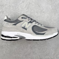 New Balance 2002R M2002RST