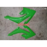 rusi krz200 tank cover green