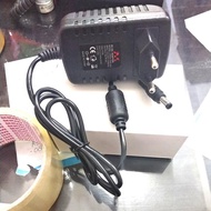 Handheld- Charger Plug Adapter 9V 2A 9 Volt 2 Ampere 9Volt