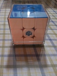 GAN 12 Maglev UV