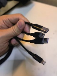 手機充電線