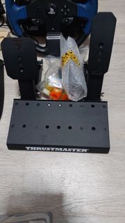 Thrustmaster T150 Pro 方向盤 及 Raceline Pedal 及playseat 座