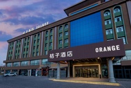 桔子烏魯木齊機場德港萬達酒店 (Orange Hotel Urumqi Airport Degang Wanda)